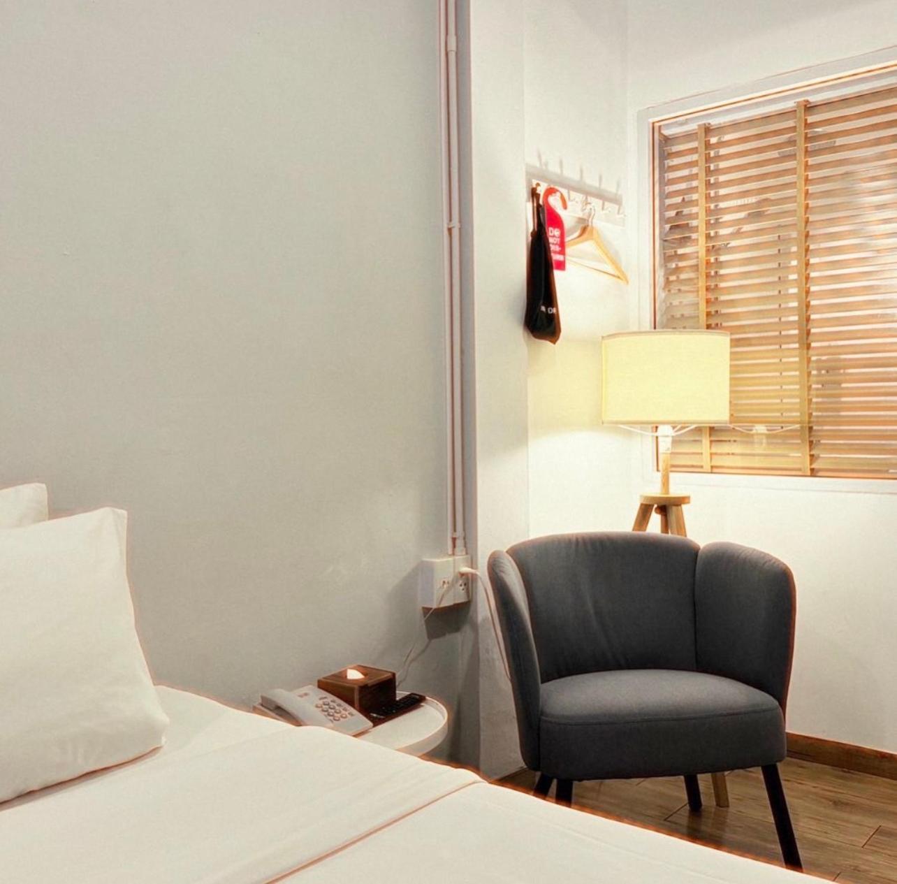 Hotel Papa Bangkok Siriraj מראה חיצוני תמונה